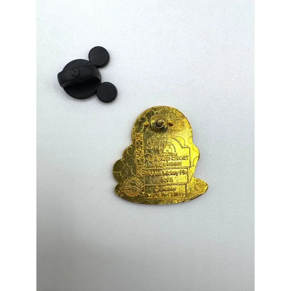SDR Zootopia Flash Slothmore Hidden Mickey Latte Disney Trading Pin